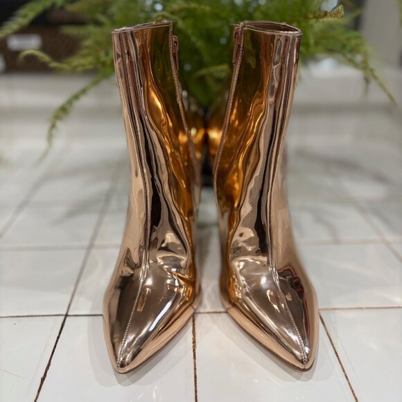 NWOT Rose Gold Metallic Booties - Picture 2 of 7